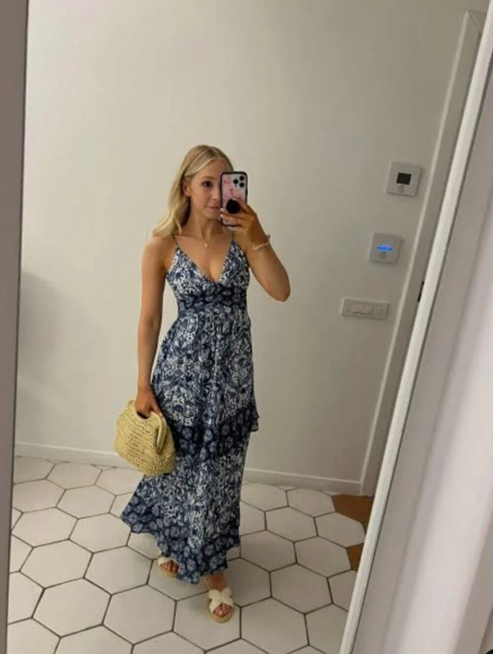 Ambercombie + Fitch Tiered Maxi Dress Sz Small